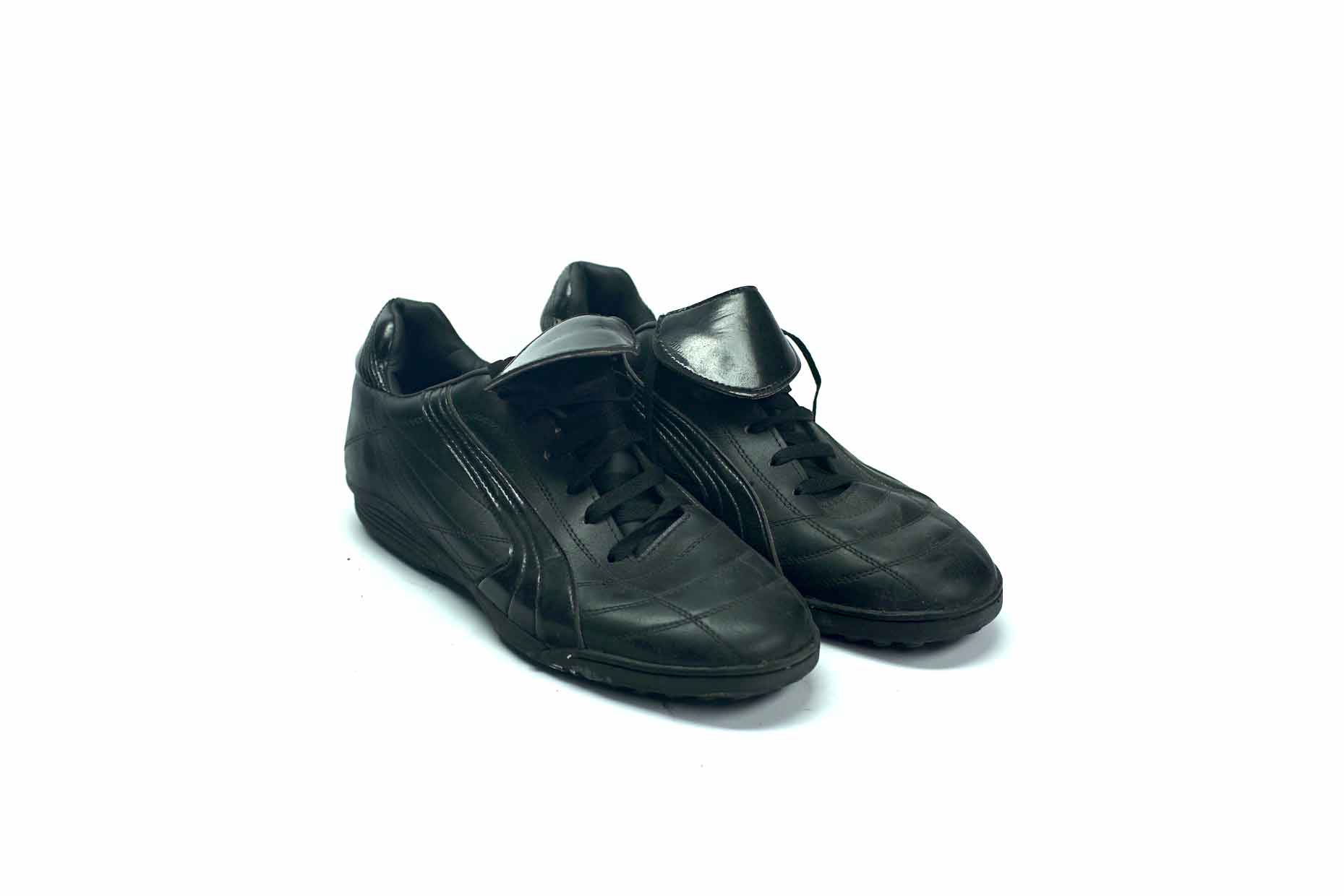 zapatos deportivos negros